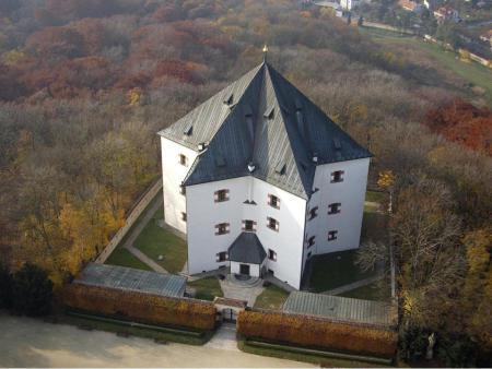 “Letohrádek hvězda” en Praga