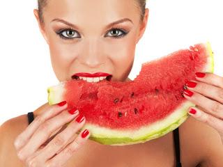 Sandía, con múltiples beneficios para la salud. Sandía, con múltiples beneficios para la salud.