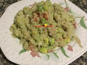Ensalada quinoa, atún aguacate
