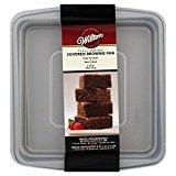 Wilton 2105-9199 - Molde cuadrado para brownies, 22,9 x 22,9 cm