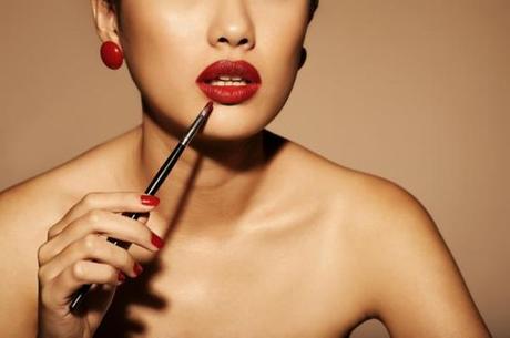 4 pasos para conseguir unos labios rojos perfectos