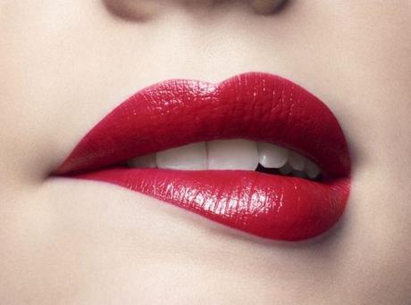 4 pasos para conseguir unos labios rojos perfectos