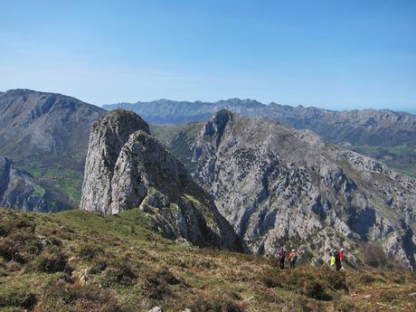 Gamonal, Sestón y base del Tiolda desde Suarias