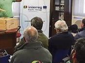 Apicultores aprenden Madridanos mejorar colmenas