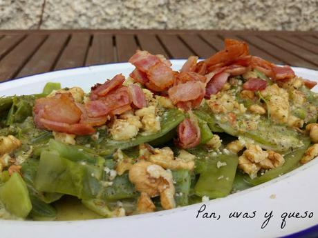 Ensalada de judías verdes con bacon y nueces