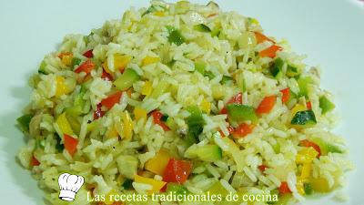 Cómo hacer arroz frito con verduritas Receta fácil