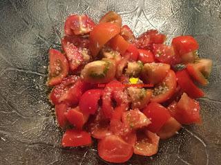 ALUBIAS REVENTADAS CON TOMATE Y HUEVOS