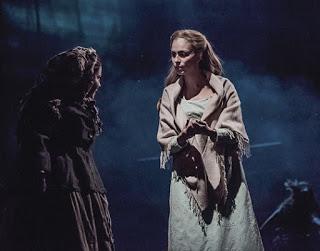 Oyendo el eco del tambor: Los Miserables México y otras maravillas de la vida Oyendo el eco del tambor: Los Miserables México y otras maravillas de la vida