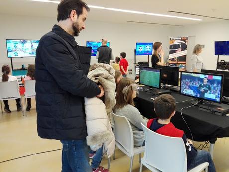 BLOGSSIPGIRL HA ESTADO ALLI: VIII EDICIÓN MENUDA FERIA. EN PALACIO DE CONGRESOS