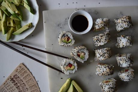 Da Vinci Rolls. Uramakis de atún, pimiento y aguacate. Da Vinci Rolls. Uramakis de atún, pimiento y aguacate.