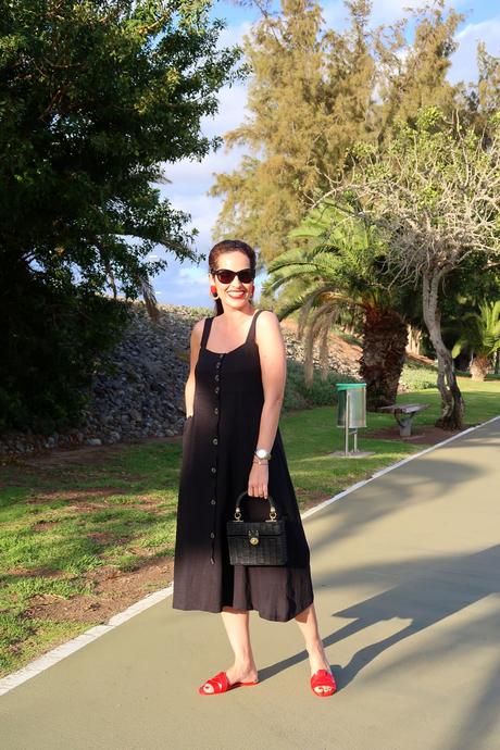 TENDENCIA VESTIDO CON BOTONES