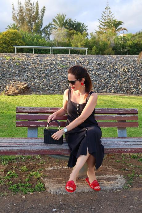 TENDENCIA VESTIDO CON BOTONES