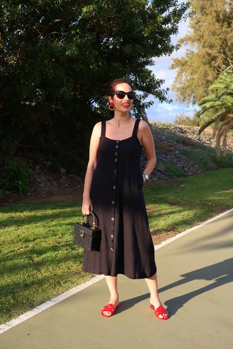 TENDENCIA VESTIDO CON BOTONES