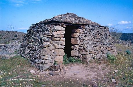 Valdeverdeja: Patrimonio y Tradición