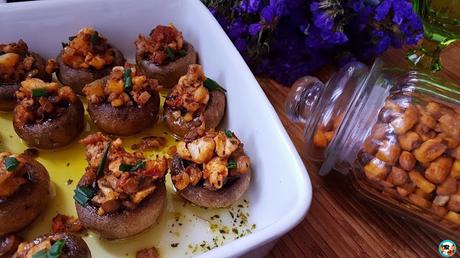 Champiñones rellenos de merluza