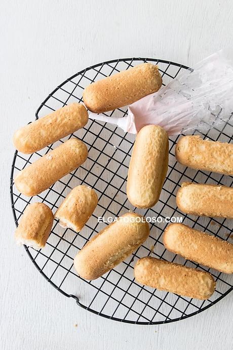 Twinkies caseros rellenos de merengue suizo de toronja receta de www.elgatogoloso.com