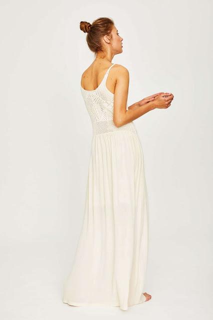 COMPRAS DE LA SEMANA; ABRIL (IV).-