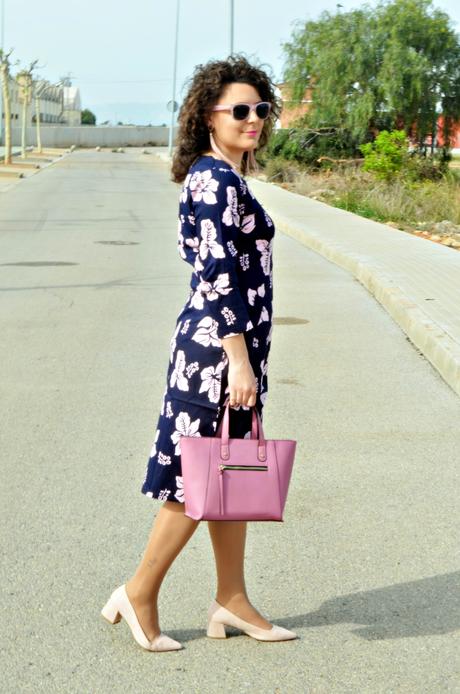 Vestido midi estampado de flores Vestido midi estampado de flores