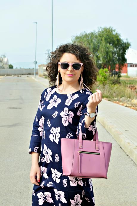 Vestido midi estampado de flores Vestido midi estampado de flores