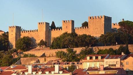 Castillo De San Jorge En Lisboa: Un Encuentro Con La Historia