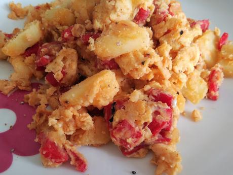 HUEVOS REVUELTOS CON PATATAS Y PIMIENTOS #ASALTABLOGS HUEVOS REVUELTOS CON PATATAS Y PIMIENTOS #ASALTABLOGS
