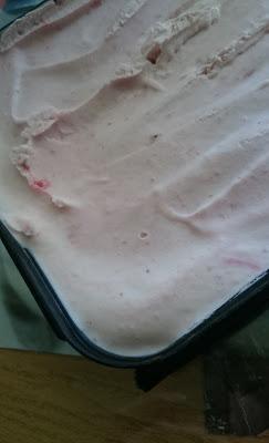 Helado de fresas naturales