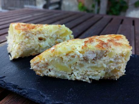 Tortilla de patatas. Mozzarella y bonito