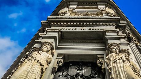 Los tejados de Madrid a vista de Zoom. Calle Alcalá (2), de calle Sevilla a Plaza de Cibeles