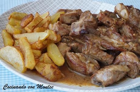 Costillas de cerdo al vino blanco