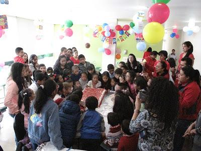 CELEBRAN A HIJOS DE SERVIDORES PÚBLICOS EN SU DÍA