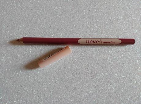 Neve cosmetics: 