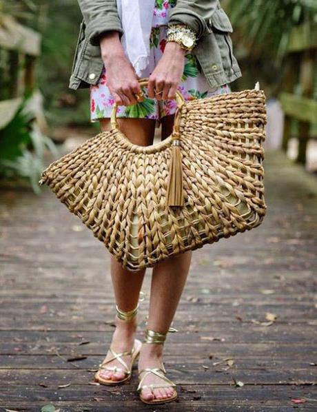 LO DE LOS BOLSOS DE PAJA DE ESTE VERANO VA A SER...