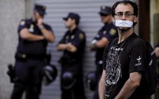 AI pide derogar el delito de enaltecimiento del terrorismo.