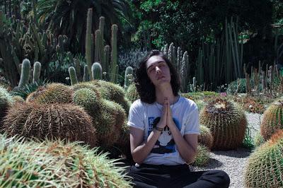 Entrevista | Poolshake: “Nuestros temas hablan de pureza y nostalgia”