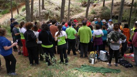 XI Aniversario Club Senderismo de Valencia. Crónica de la jornada. Preparando el brindis.
