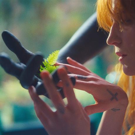 Florence + The Machine presentan 'Hunger', primer single oficial del nuevo disco que lanzarán en junio Florence + The Machine presentan 'Hunger', primer single oficial del nuevo disco que lanzarán en junio