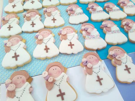 GALLETITAS DE COMUNIÓN CON FONDANT