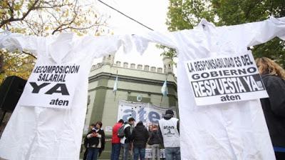 Los docentes neuquinos endurecen su postura