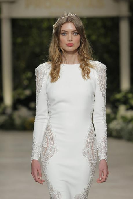 Pronovias Fashion Show 2019: In Bloom