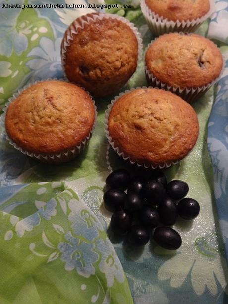 MUFFINS AUX RAISINS / GRAPES MUFFINS / MUFFINS CON UVAS / مافن بالعنب MUFFINS AUX RAISINS / GRAPES MUFFINS / MUFFINS CON UVAS / مافن بالعنب