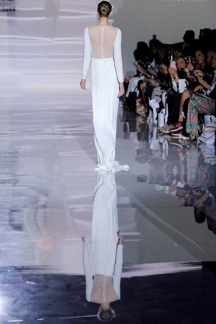 Jesus Peiro celebra su 30 aniversario en la Barcelona Bridal Week con su colección Heritage