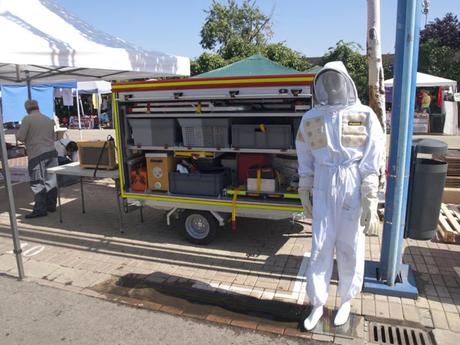 LEGANÉS / Una asociación de apicultura asesorará a trabajadores municipales en la recuperación y cuidado de abejas LEGANÉS / Una asociación de apicultura asesorará a trabajadores municipales en la recuperación y cuidado de abejas