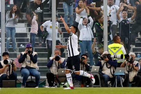 Colo Colo derrotó a Everton con “doblete” de Esteban Paredes Colo Colo derrotó a Everton con “doblete” de Esteban Paredes