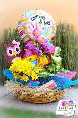 Aprende cómo hacer una canasta de flores con globos para el día de la madre
