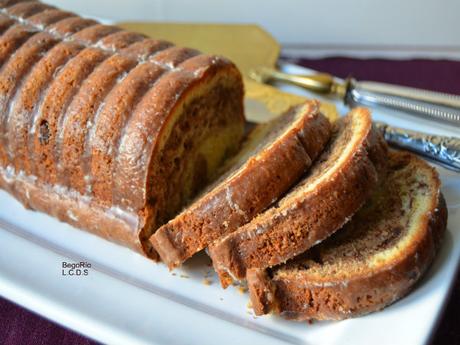 Cake marmolado de naranja, chocolate y almendra