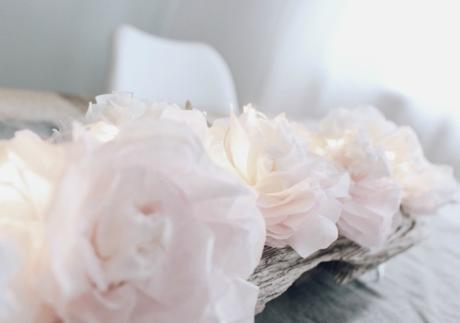 Centro de mesa handmade con papel y madera a la deriva Centro de mesa handmade con papel y madera a la deriva