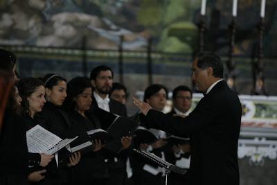 OFRECE CORO POLIFÓNICO DEL EDOMÉX CONCIERTO PARA LAS MAMÁS