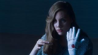 REPLACE (Alemania, Canadá; 2017) Fantástico, Intriga, Romántico