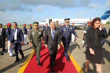 Danilo regresa de su viaje a Costa Rica.