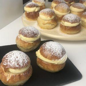 Bollos de mantequilla Bollos de mantequilla